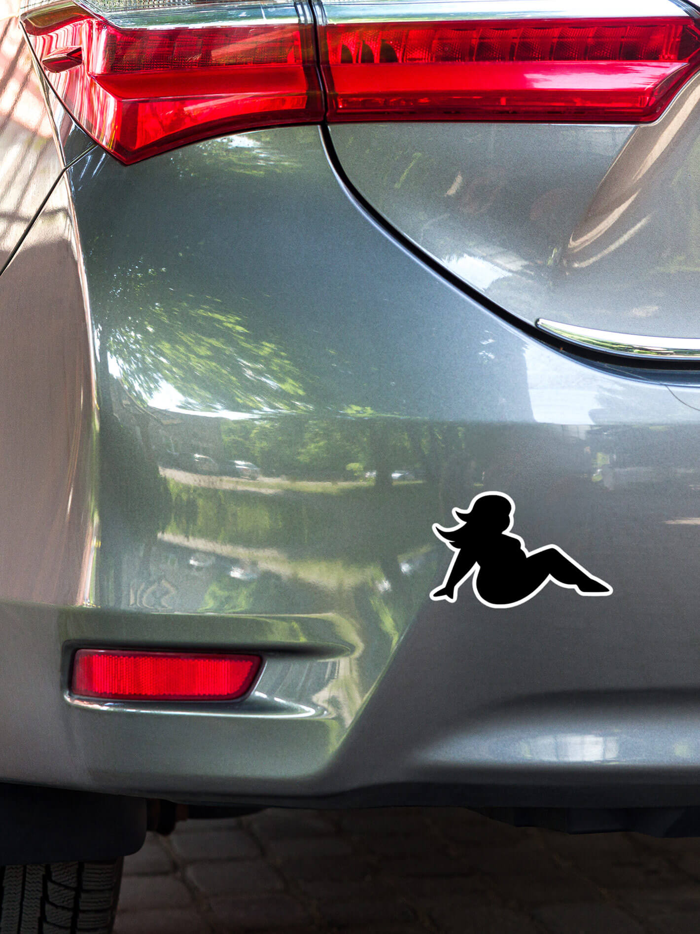 Plus size mudflap babe car decal.
