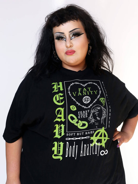 Fat positive plus size graphic tee.