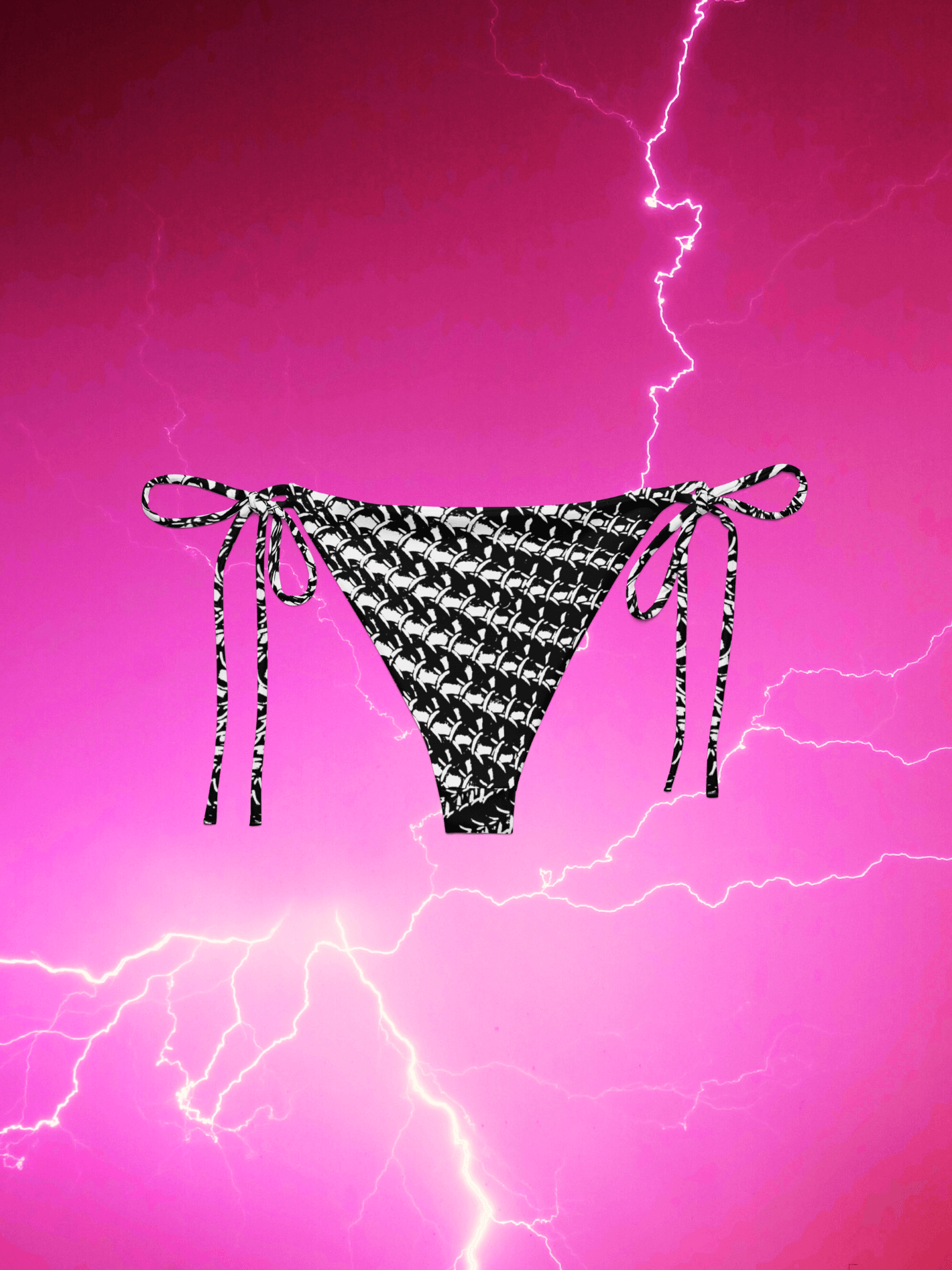 String bikini plus size chainmail bottom.