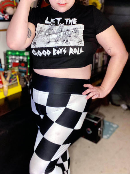 Plus size checker leggings.